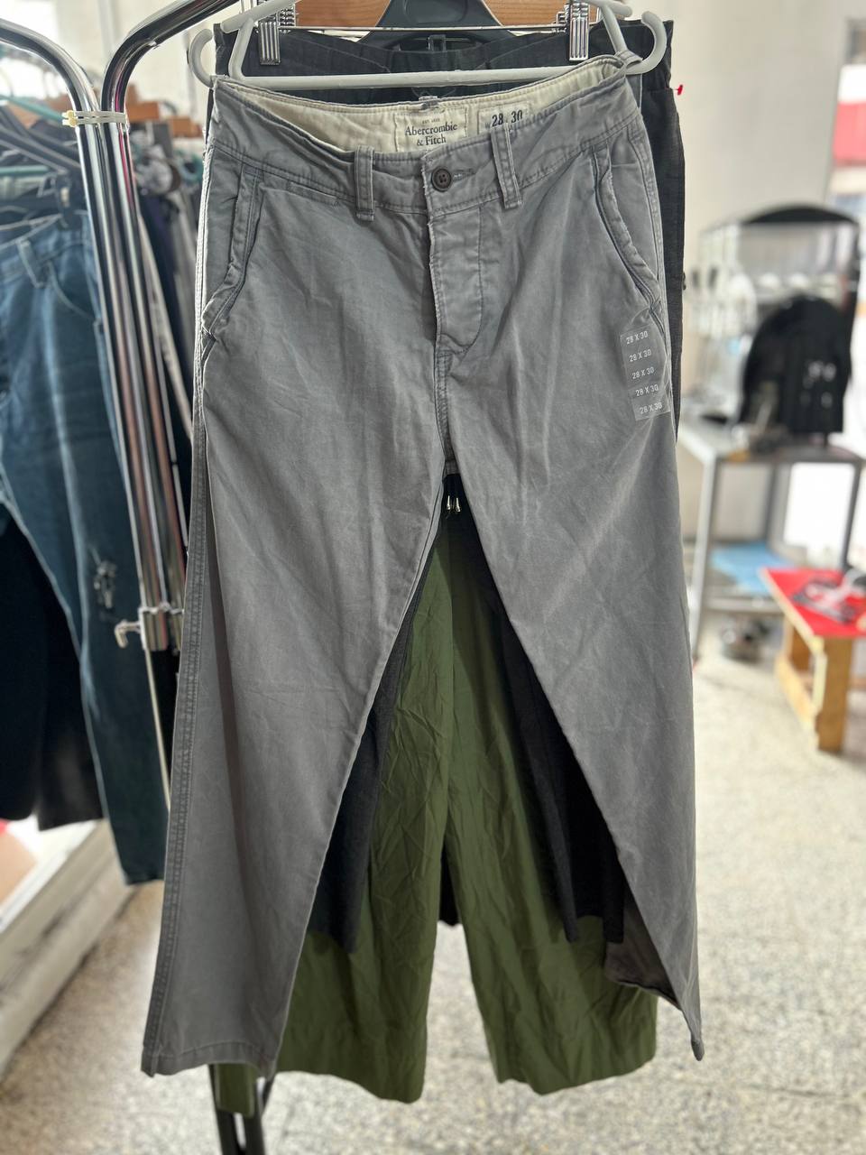 Jean Abercrombie & Fitch Gris Claro de Hombre
