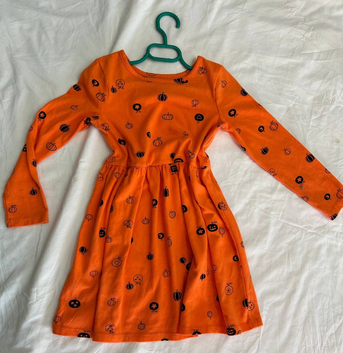 Vestido Naranja de Niño