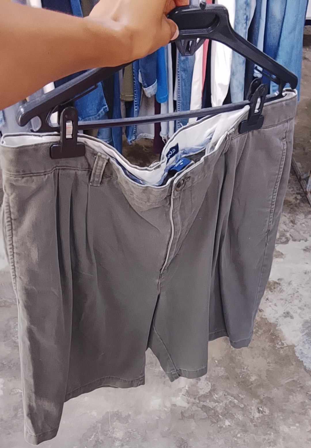 Bermuda IZOD Gris de Hombre