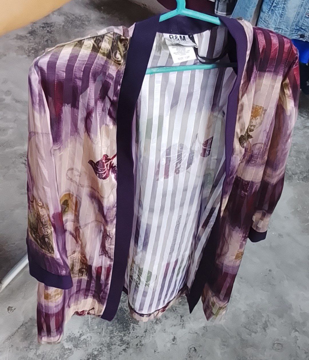 Sobretodo R & M Morado de Mujer
